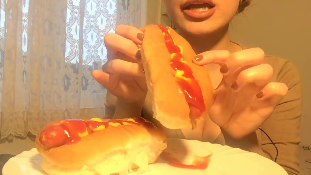 Hotdogs & Onion Rings + HAPPY NEW YEAR XXXX (ASMR Eating Sounds) - Crunchy ;P
