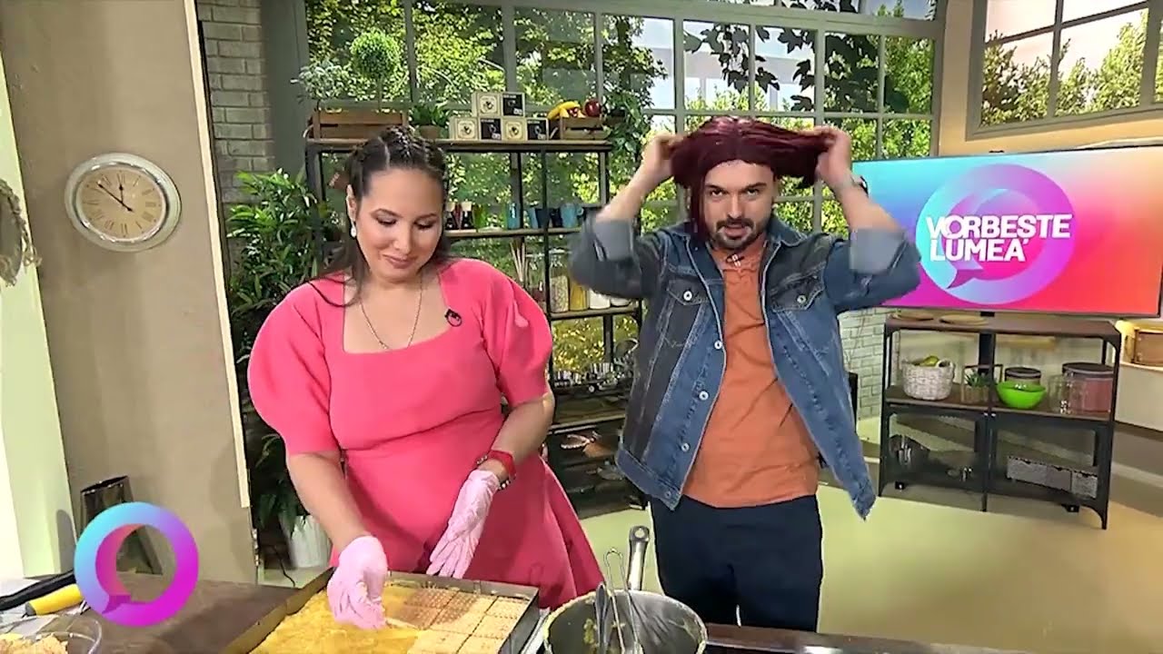 Prăjitură tosca, cu mac, biscuiți și cremă de vanilie