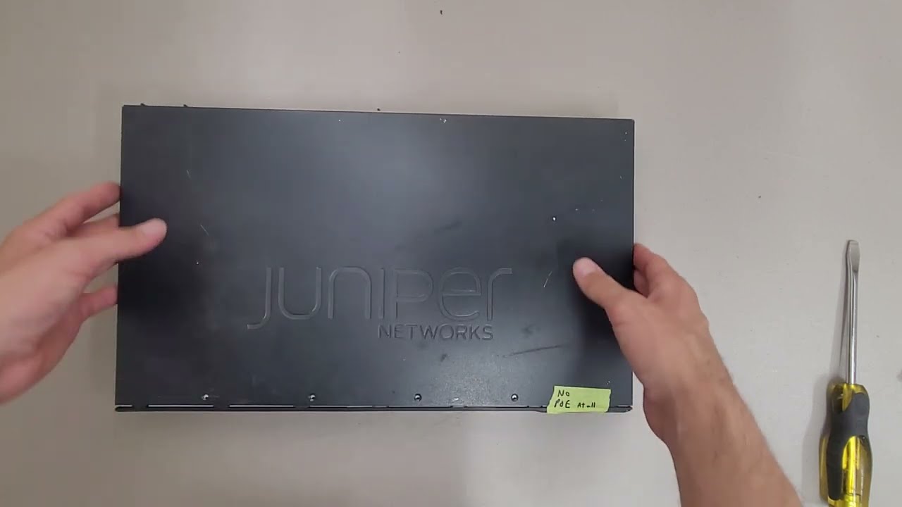 Juniper Networks EX2200-24P-4G gigabit PoE switch #teardown