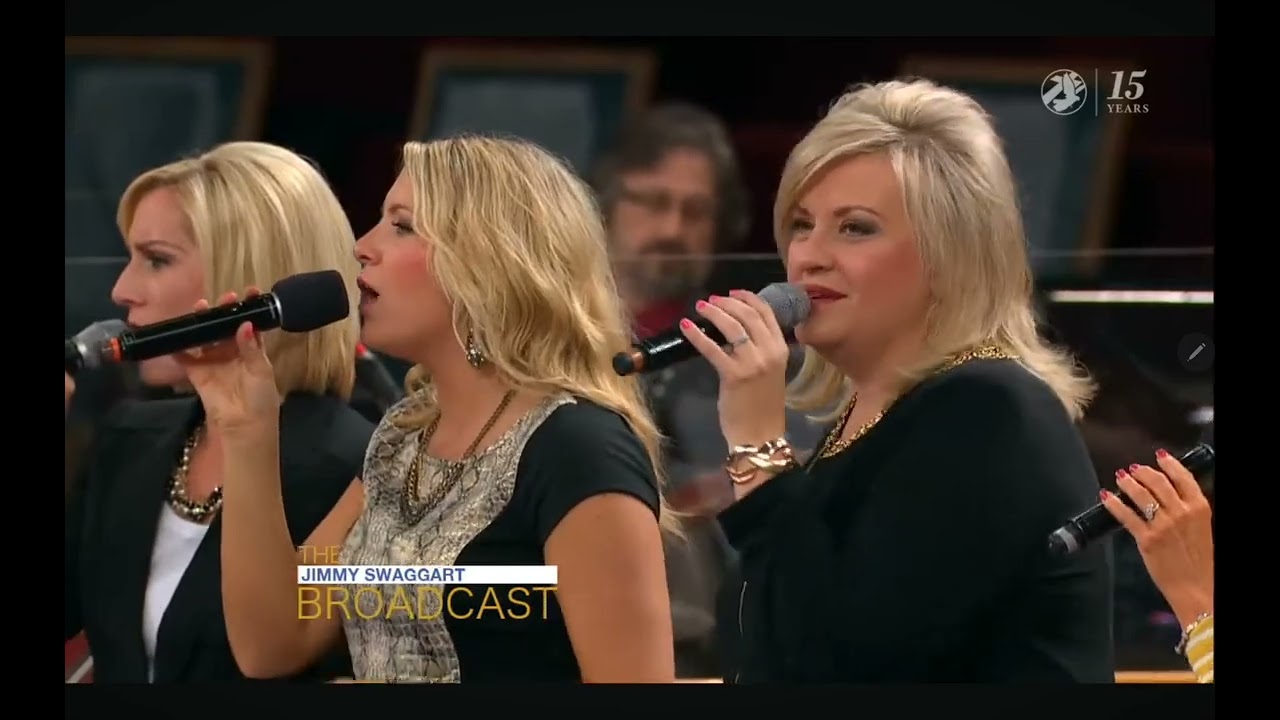 Brian Haney/Martha Borg/FWC Resurrection Choir & Singers | Shout Comin On Medley | Campmeeting 2014