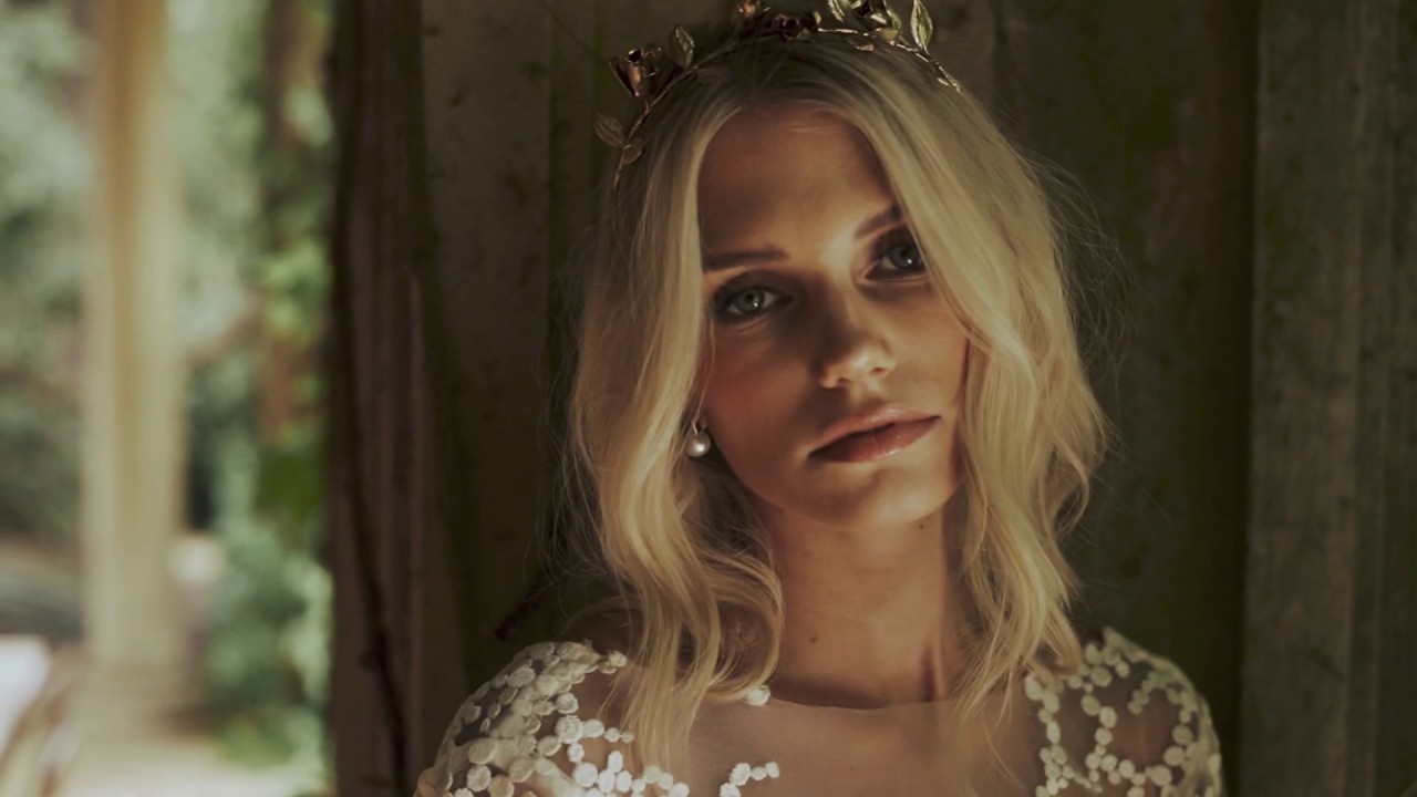 Karen Willis Holmes - BESPOKE | Bendooley Estate