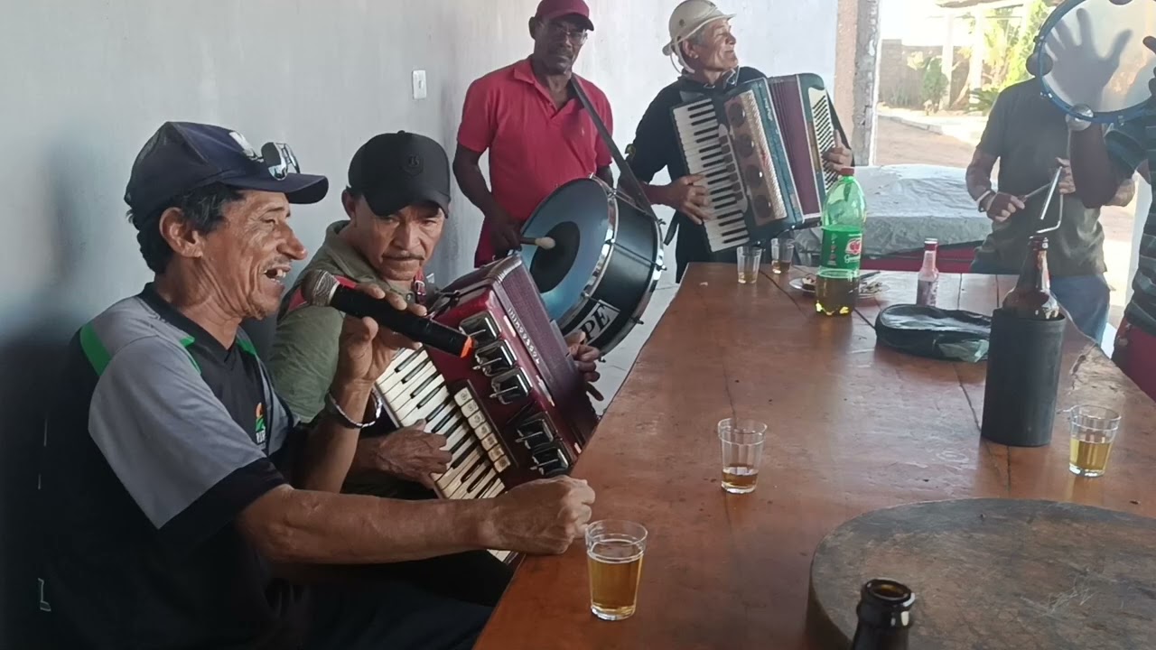 Uma visita ao o bar de mainha inesperada dos sanfoneiros Zé Carlos seu Jorge e Zé Amâncio 