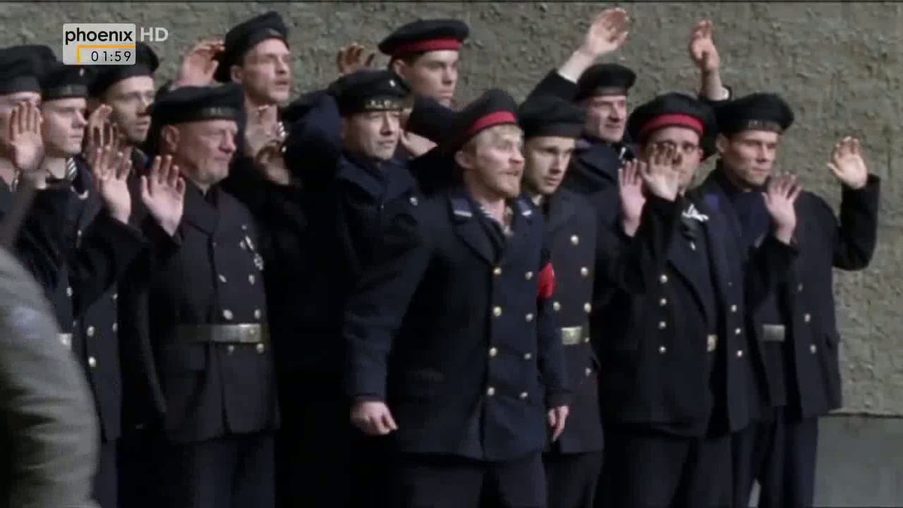 Freikorps shoots red communist soldiers
