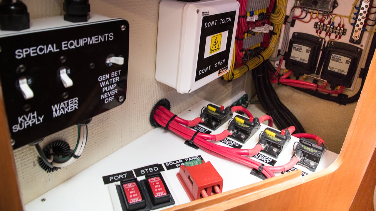 Antares U - Electrical Systems Catamaran