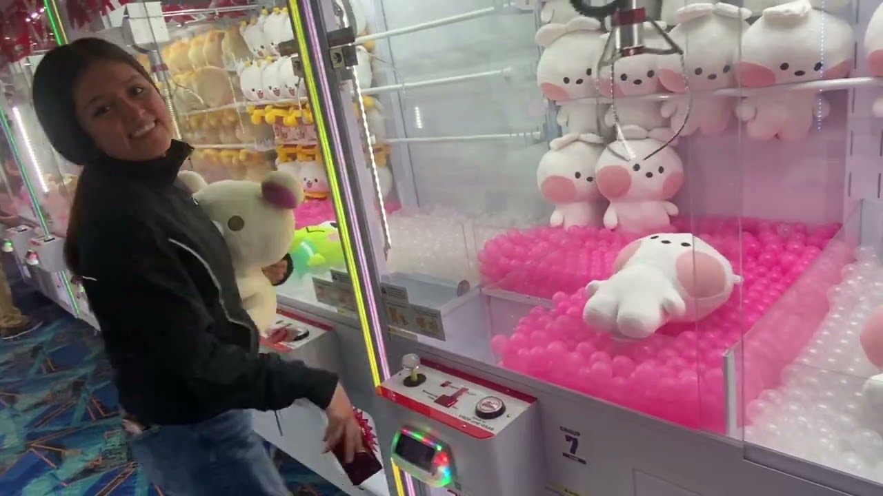 Round 1 sacando peluches