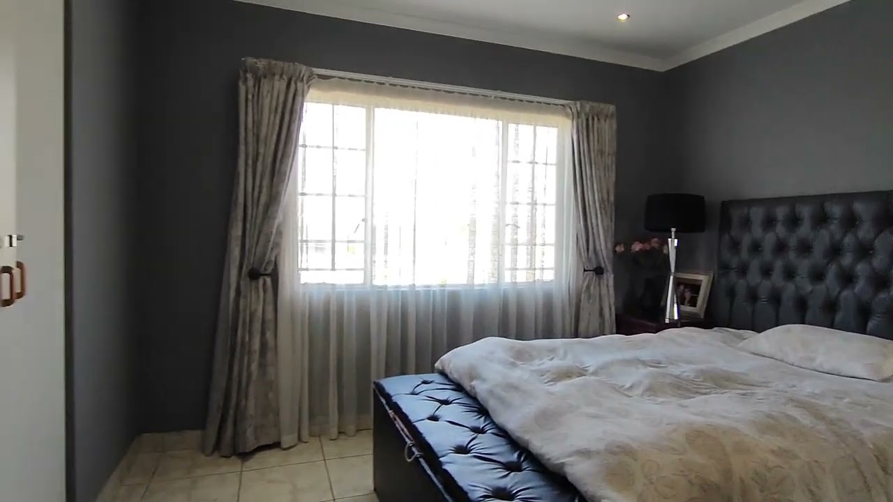 Three Bedroom Townhouse in Lincoln Meade PIetermaritzburg 🏠