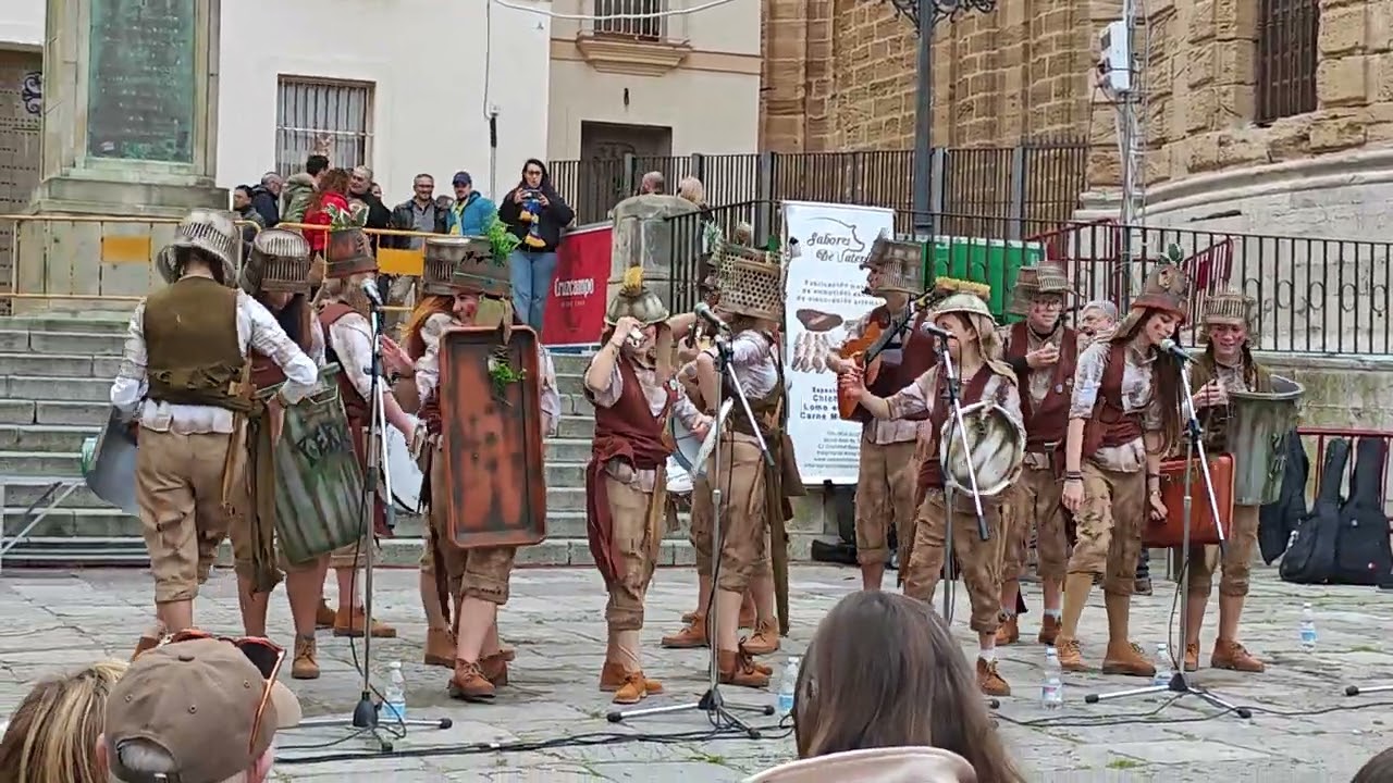 Chirigota juvenil Los tímidos, al ataque con tomate - Cuplés