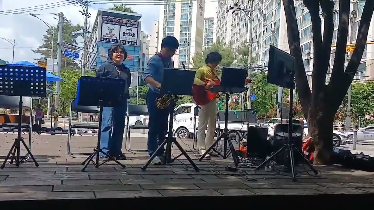 강기영선생님의 버스킹 색소폰연주,오류2동축제에서