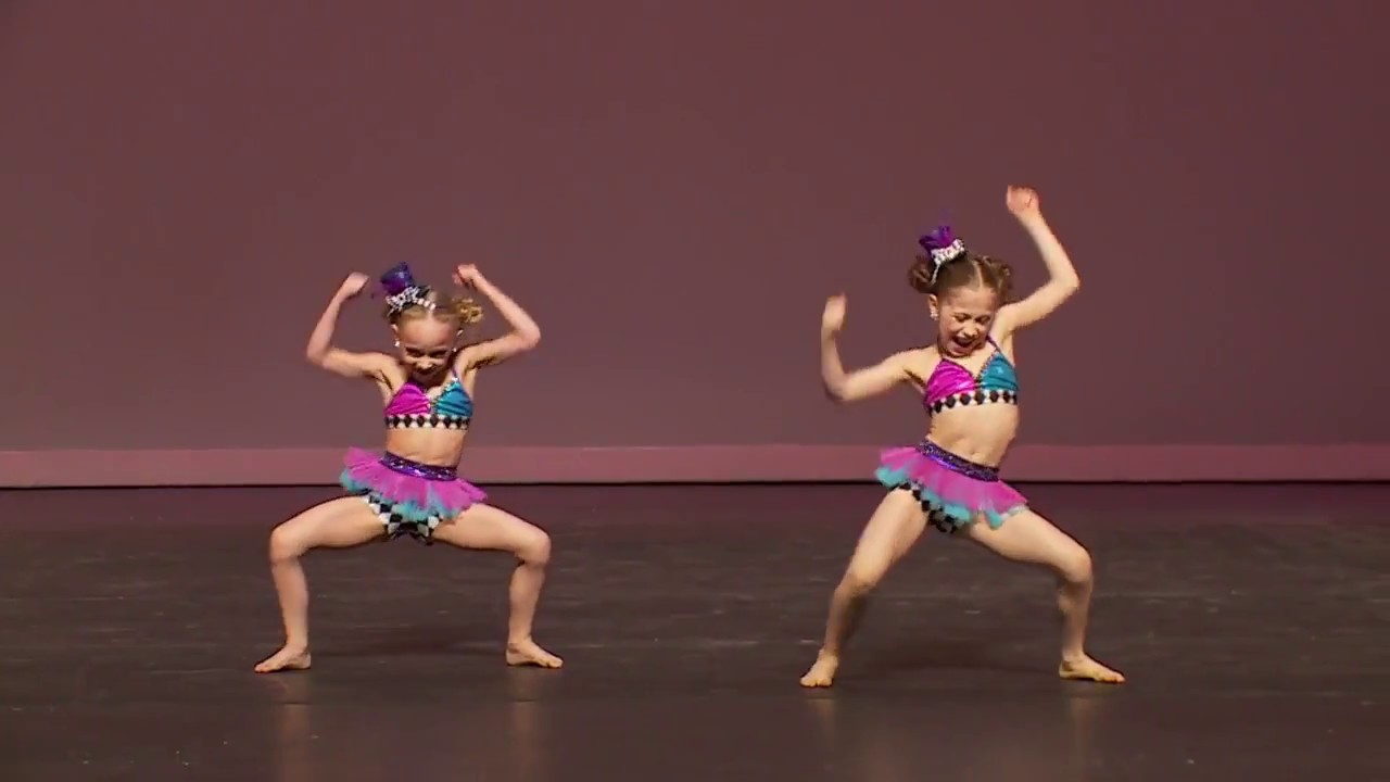 Dance Moms: Full Dance: Elliana and Lilliana's 