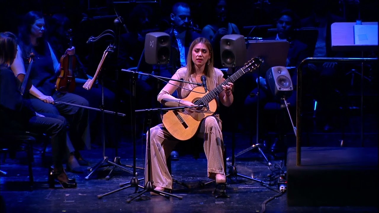 ANGELICA RODRIGUEZ- TEATRO REAL DE MADRID -Balada a una desconocida Angel Piñero (Guitarra y voz)