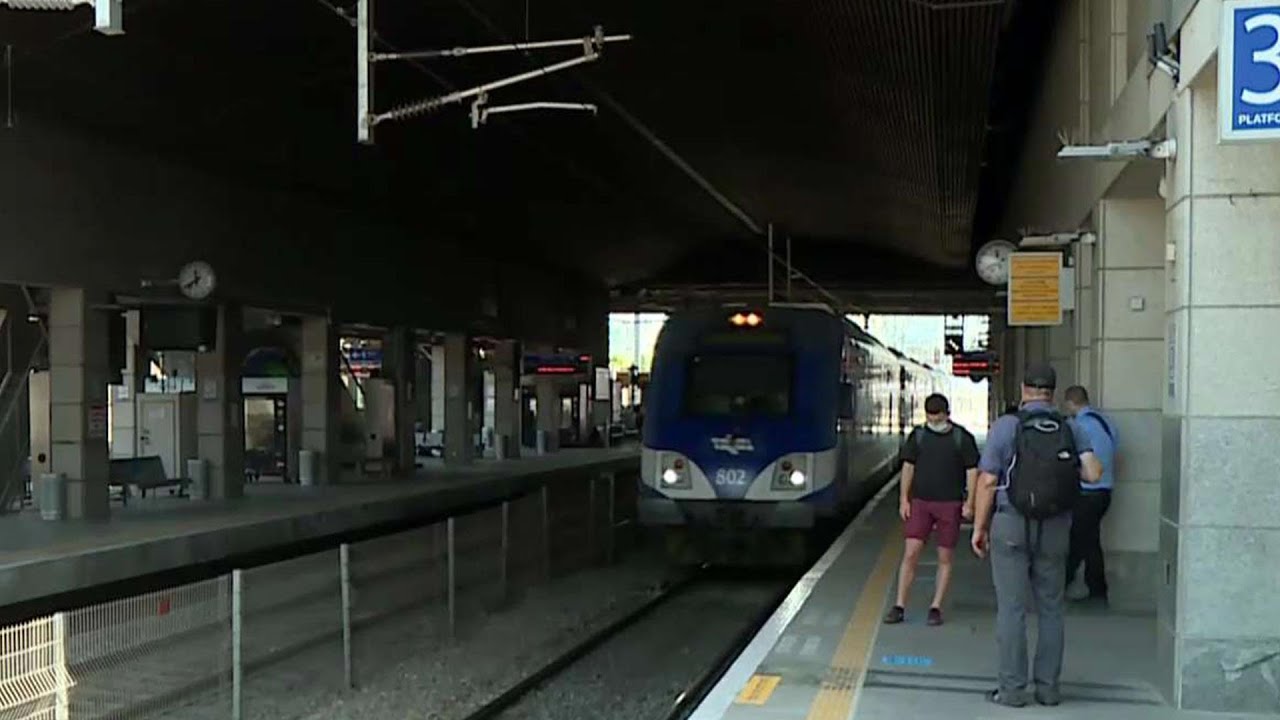 מה גרם לנוסעים לנטוש את הרכבות ולהשאיר אותן ריקות?