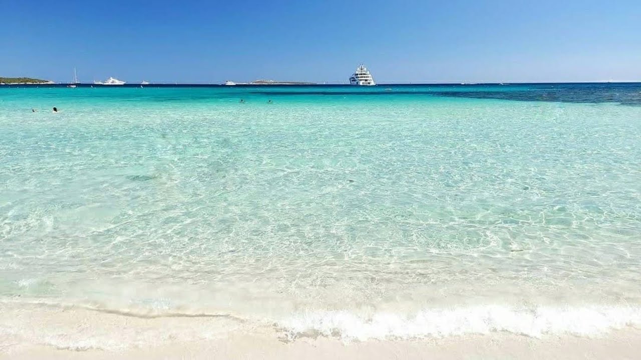 Costa Smeralda 'Spiaggia di Rena Bianca' Marina di Portisco Sardegna [4k]