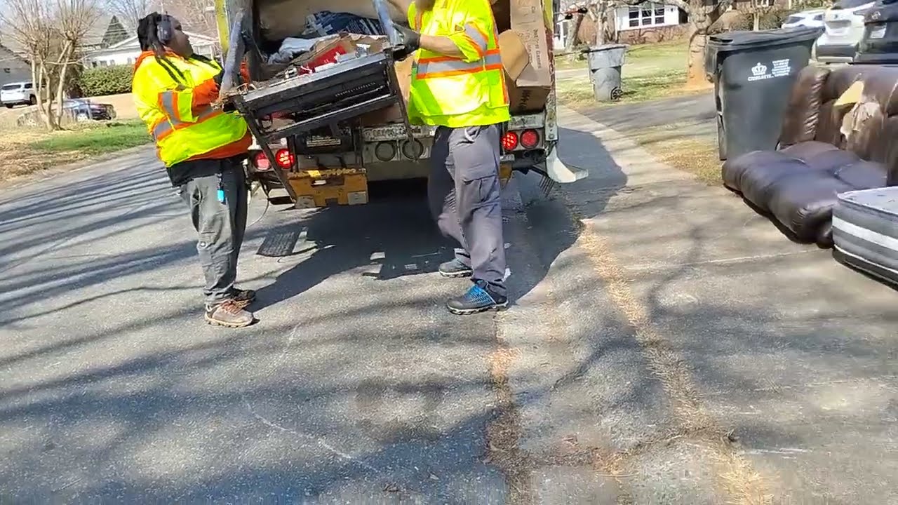 Waste management Wednesday Bulk collection PART 18 on March 4 2026 at 11:40 AM