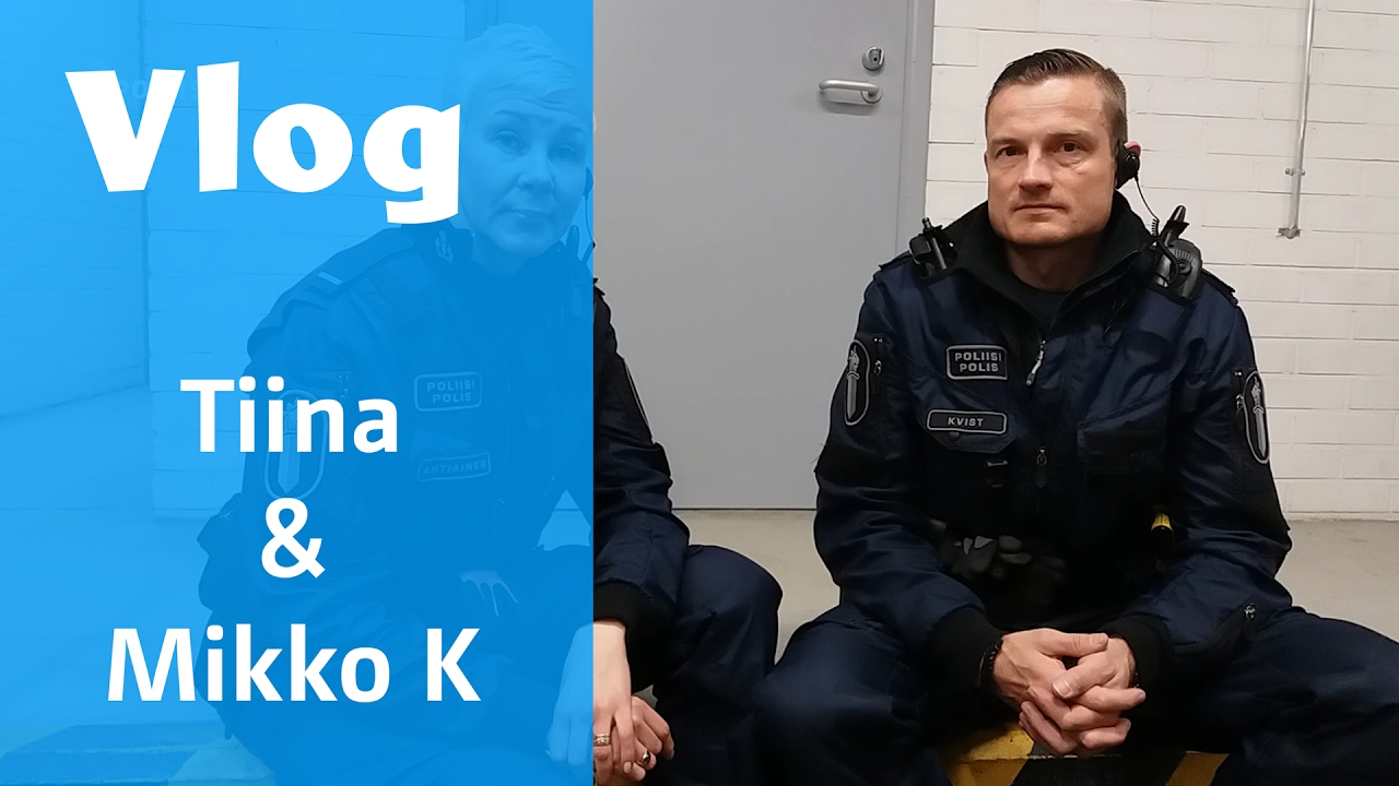 Vlog: Mitä löytyy poliisin keikkakassista?