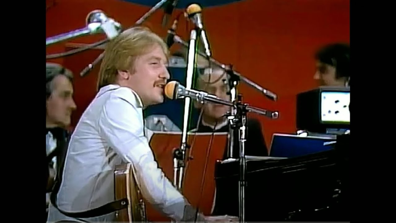 John Miles Interview Phoenix Fm - It cannot be missing from your archives, it cannot be found...