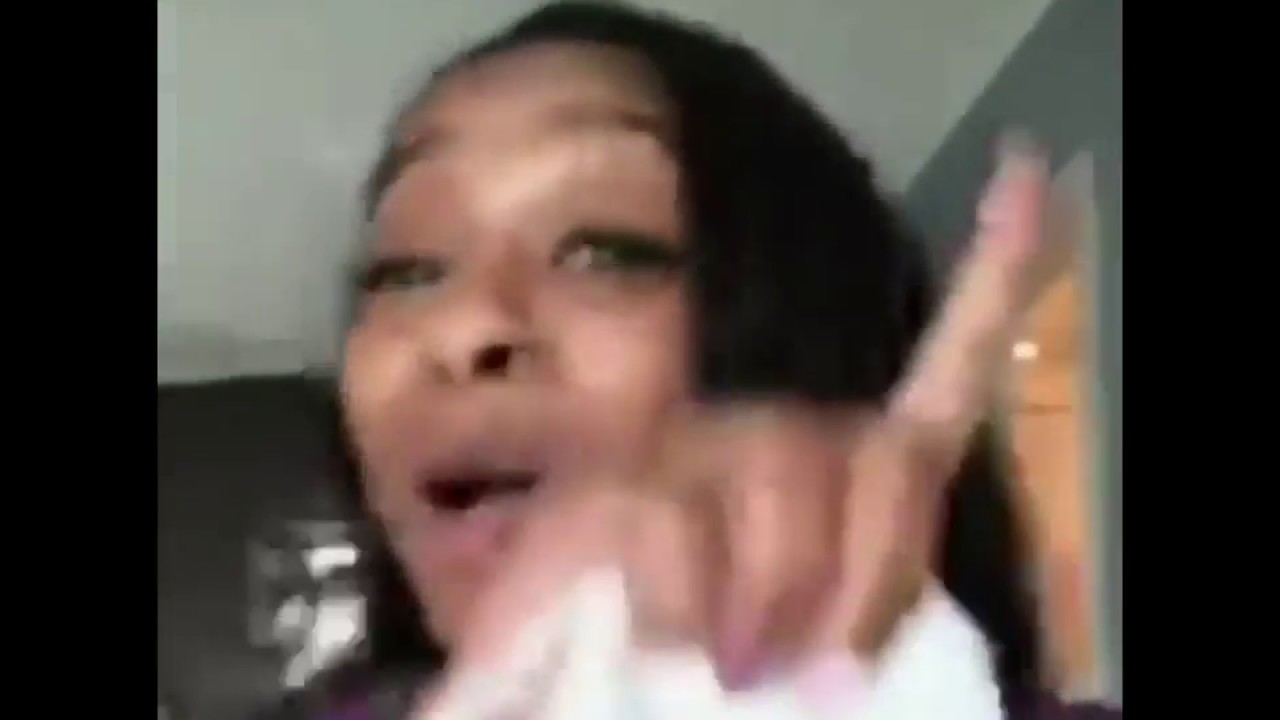 Reginae Carter Snaps On Instagram Live....Defends Her Little Sister Reign
