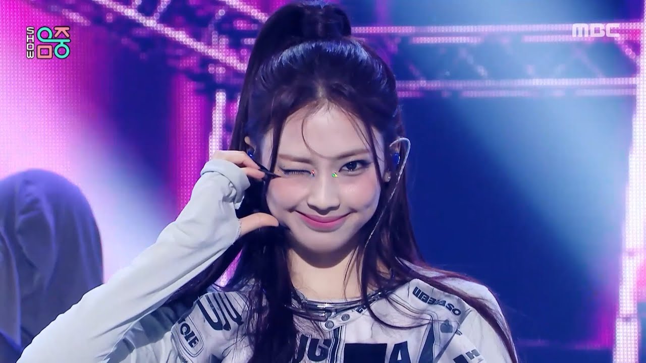 BABYMONSTER (베이비몬스터) - WE GO UP | Show! MusicCore | MBC251101방송