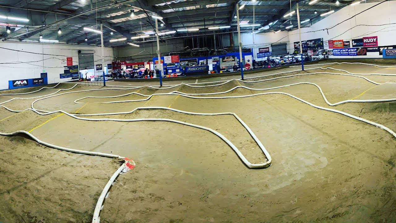 Team Associated B6.3 in ACTION at SDRC - Spencer Rivkin
