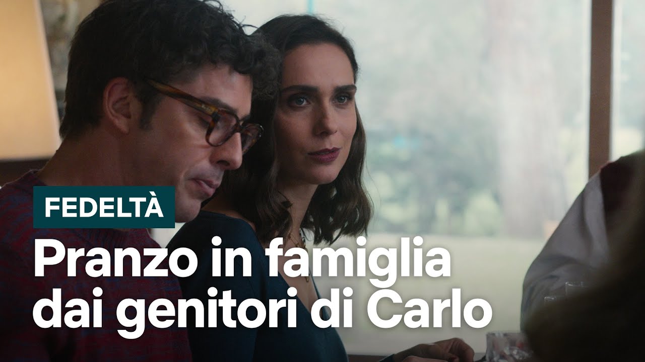 Il pranzo in famiglia dai genitori di Carlo - Fedeltà | Netflix Italia