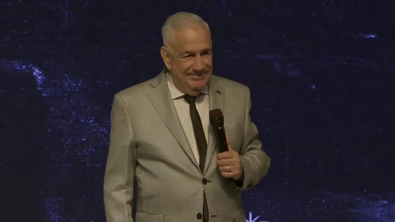 Pr. Carlos Belart - 