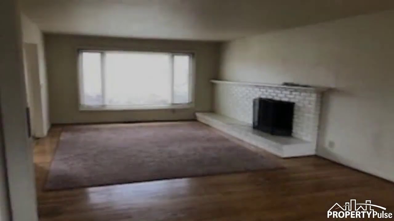 695 Wembley Ct, Ann Arbor, MI 48108