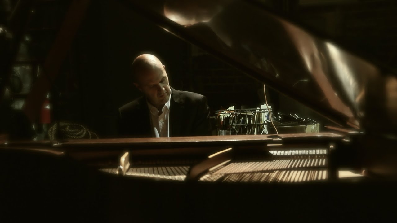 Funeral For A Friend, Solo Piano