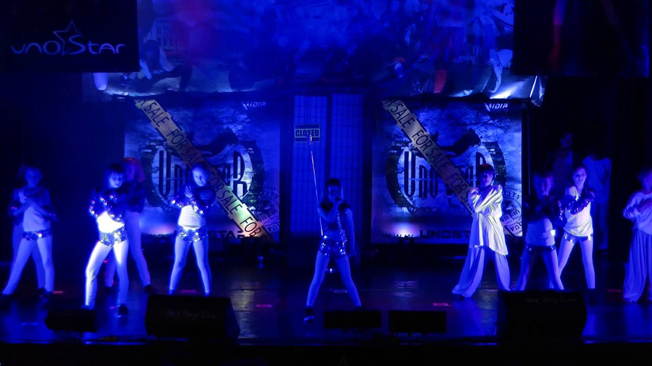 Unostar - Dance Night - Britney Spears Show