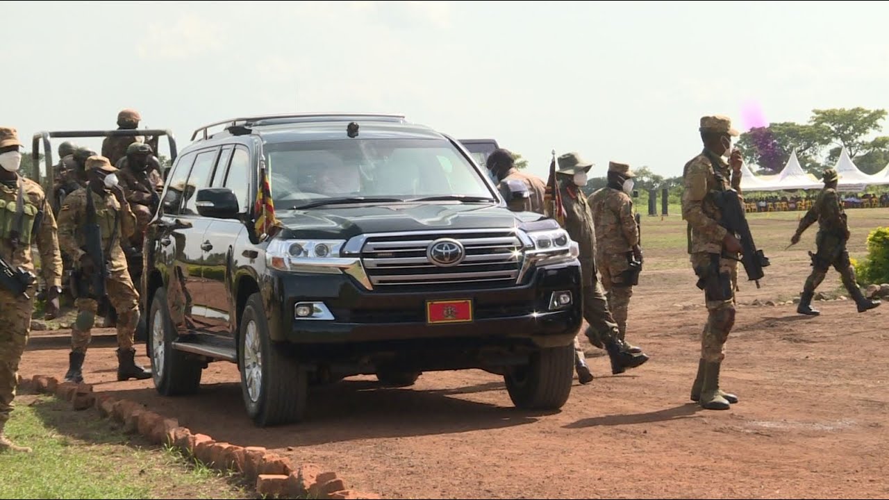 Museveni at Olilim UPDF Training school, passes out 2,593 recruits
