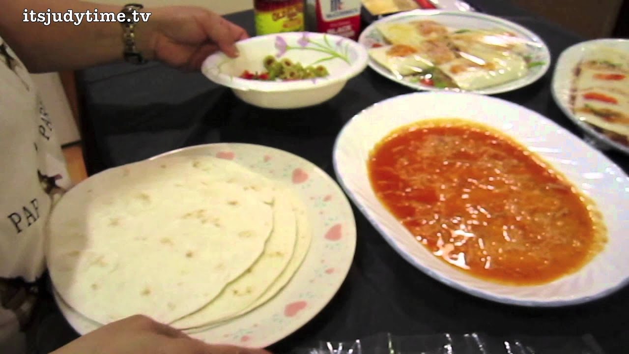 Mom's Easy Enchiladas - Food Tutorial