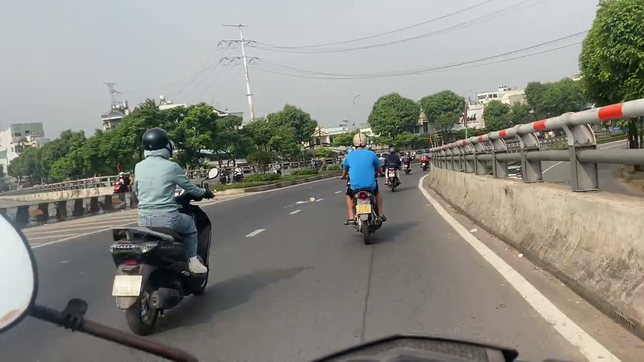 Vietnam has a very good transportation system. Traffic flow is convenient, and many technologies
