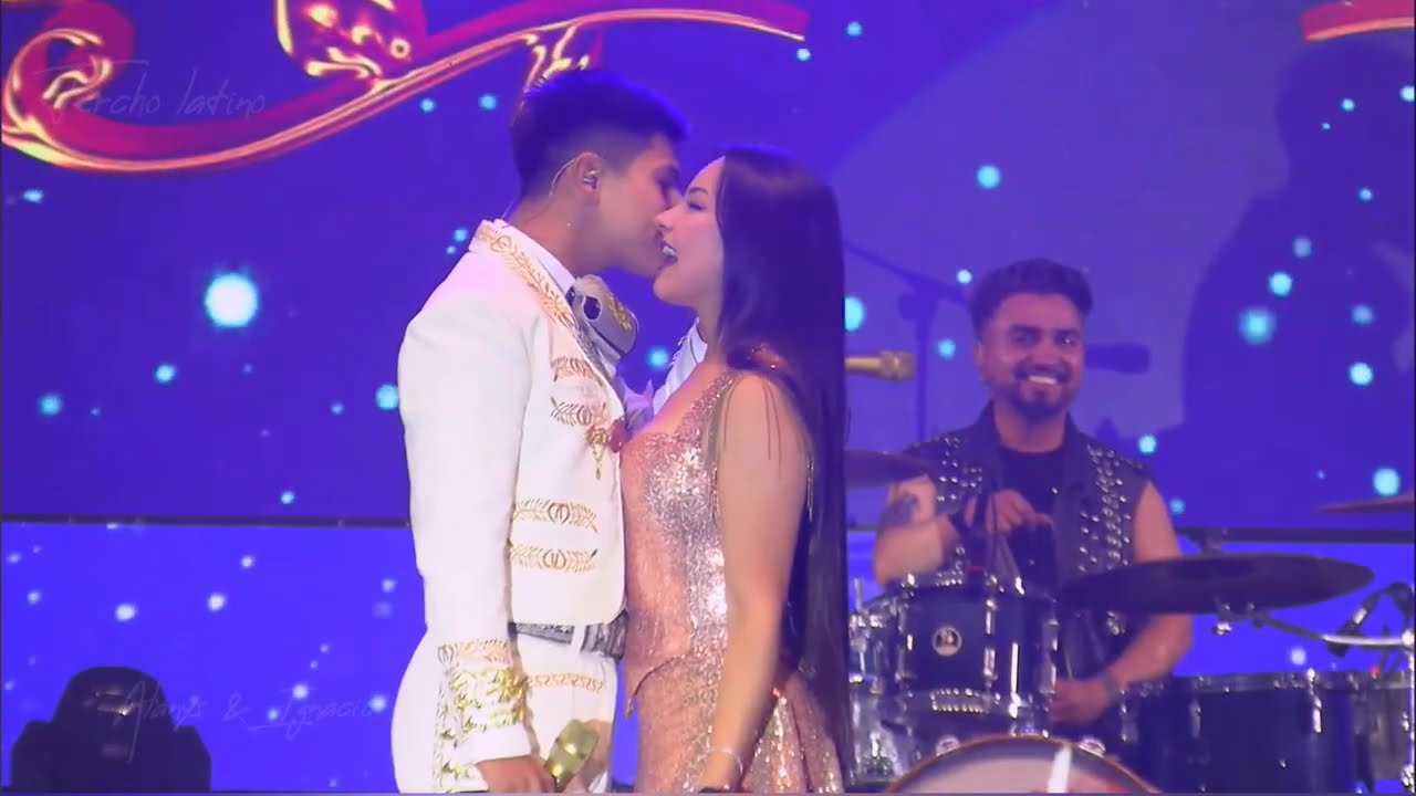 Ignacio y Alanis  besan en público , amor del campo   ranchera chileno 