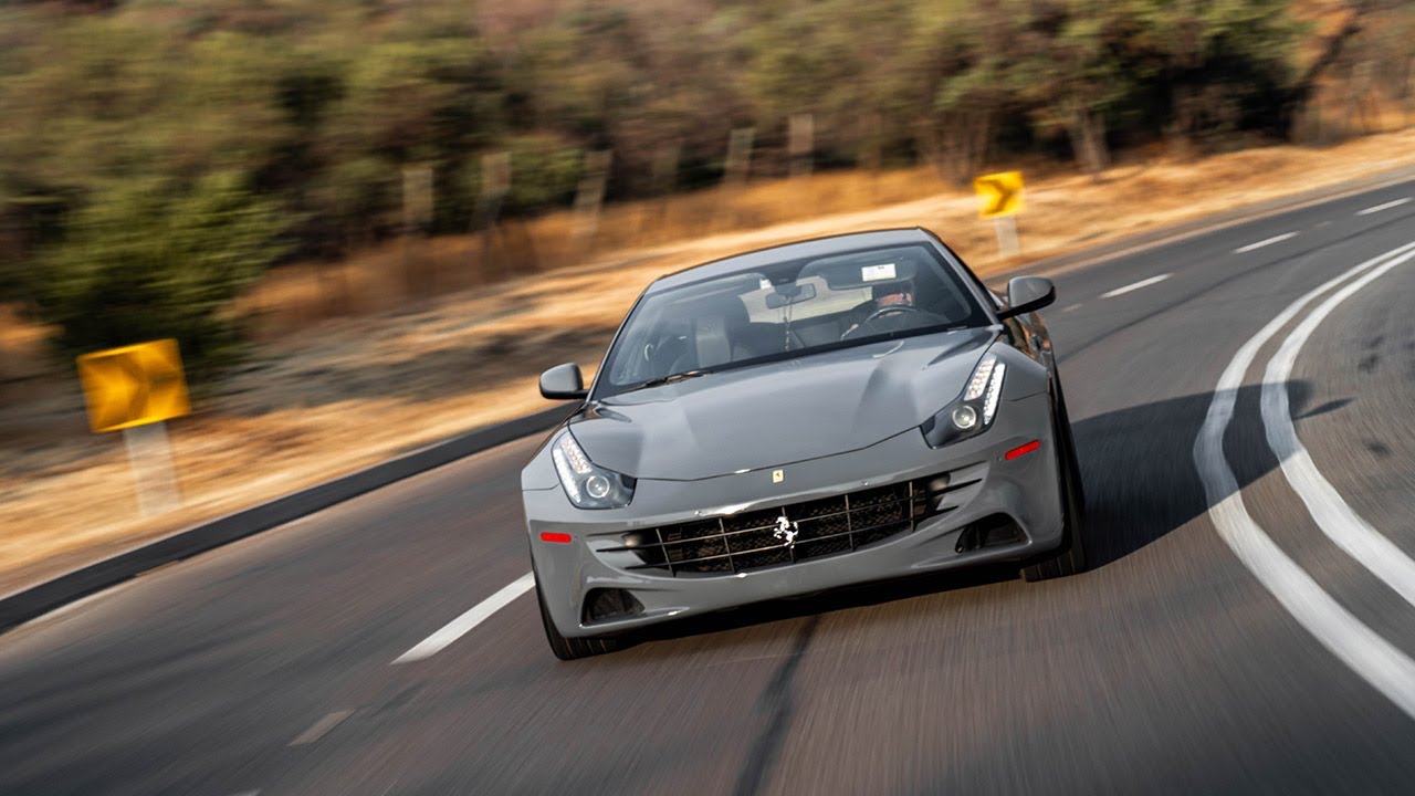 Full Wrap Ferrari FF, vinilo Avery Dennison Gloss Dark Grey