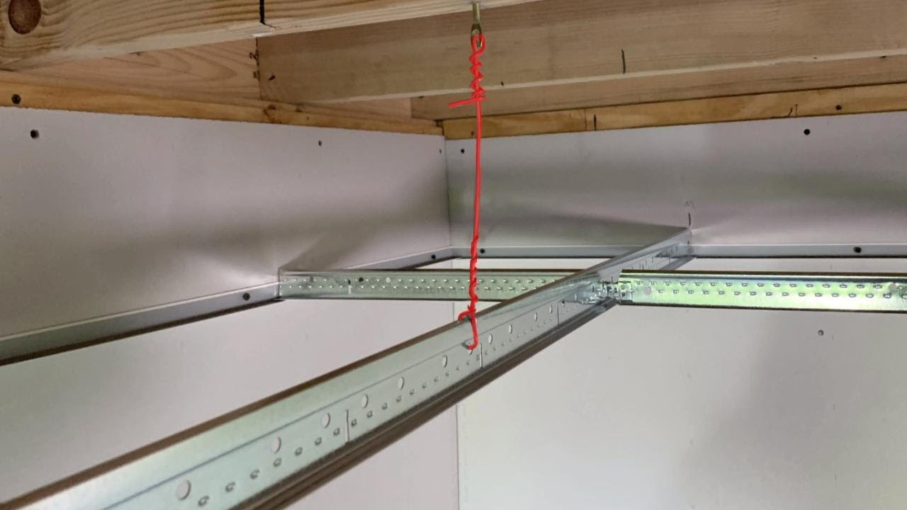 Suspended Main Beams with Hanger Wire | Installation | Armstrong Ceilings
