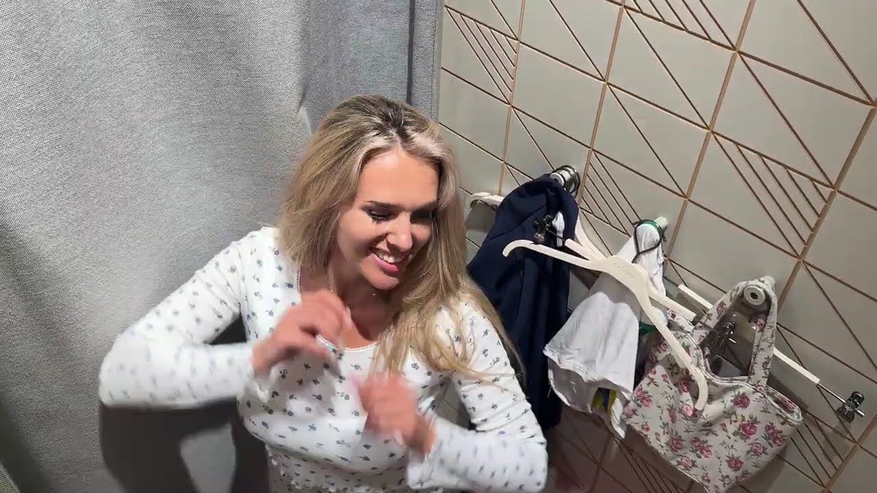 In the Fitting Room 