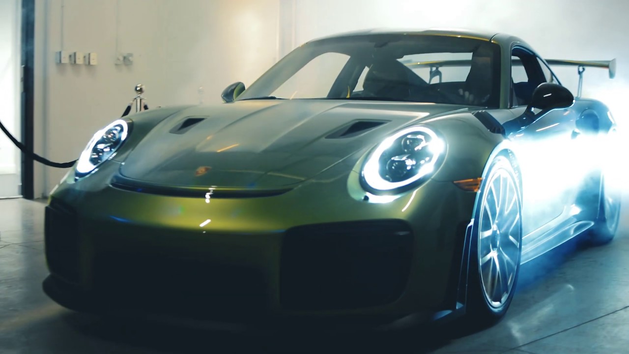 Porsche Exclusive Manufaktur: Chromaflair 911 Unveil