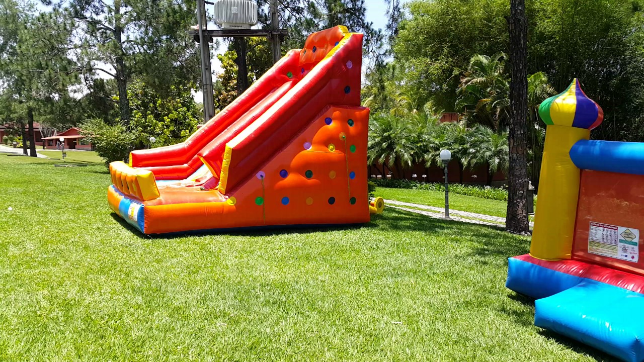 Kabrum festas  kit tobog&atilde; castelo pula pula Pula pula tourinho pipoqueira m&aacute;quina algod&atilde;o  doce