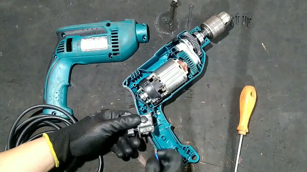 Furadeira Makita HP1640                         Não liga.