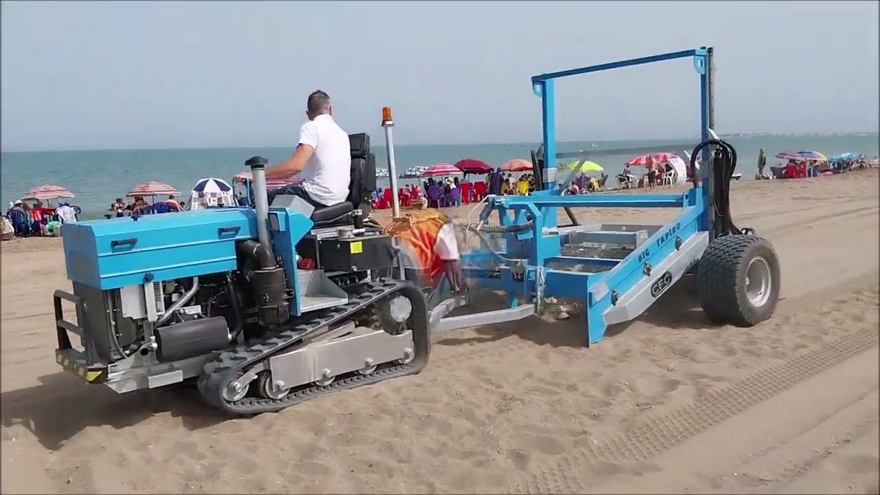 BIG TAPIRO - CFC Beachcleaning Machines