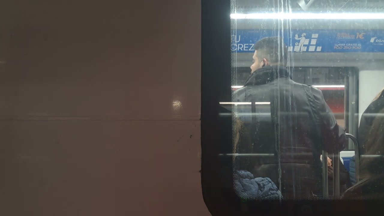 Metro Barcelona L1 Trayecto Espanya a Catalunya en Serie 8053