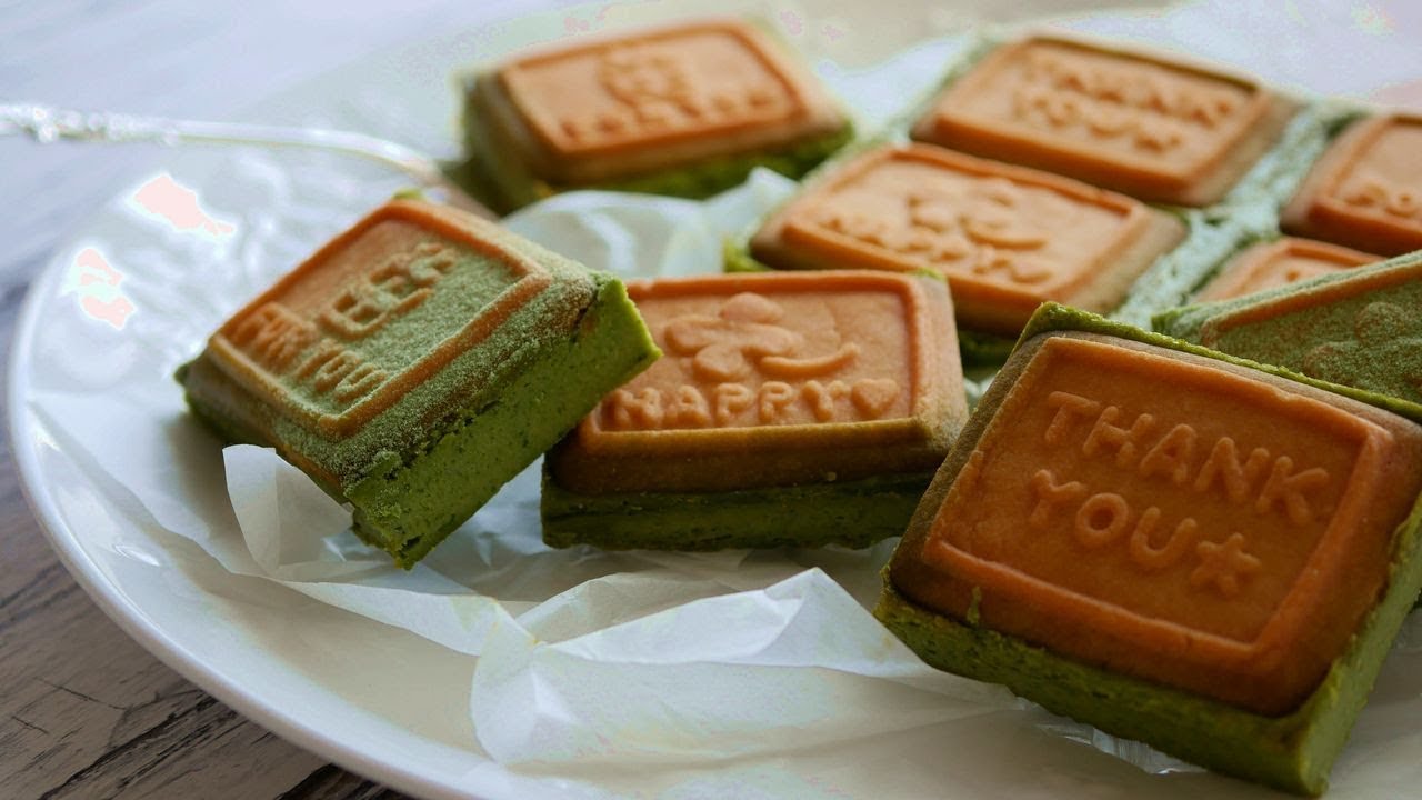 しっとり濃厚～チョイス抹茶ベイクドチーズケーキ。Baked Matcha  Cheese Cake with Cookie on top