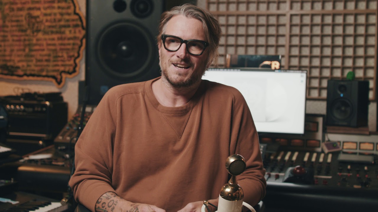 Butch Walker | How To Record Singer-Songwriters With One Microphone | On The Road With Soyuz