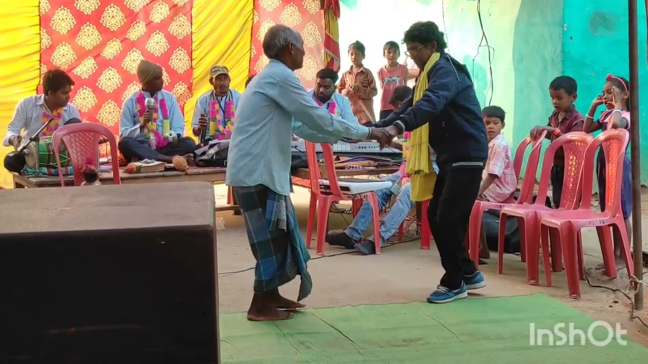 ବାଗପତ୍‌ ମଜା, ଆକୋଶିଆ ଷ୍ଟାଇଲ୍‌: ନାଚିଲେ ଦୁଇ ସମ୍‌ଦି ସମ୍‌ଦି! 🕺💥