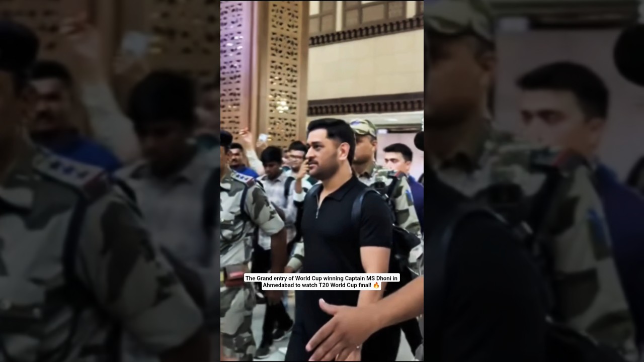 The Grand entry of World Cup winning Captain MS Dhoni in Ahmedabad to watch T20 World Cup final! 🔥