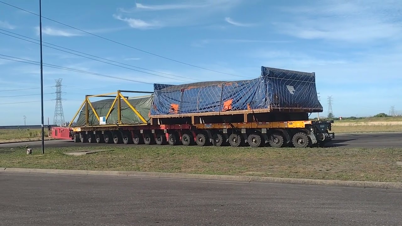 linha de eixo controlada por controle remoto 👏👏👏 observa&ccedil;&atilde;o n&atilde;o &eacute; el&eacute;trico &eacute; a diesel......