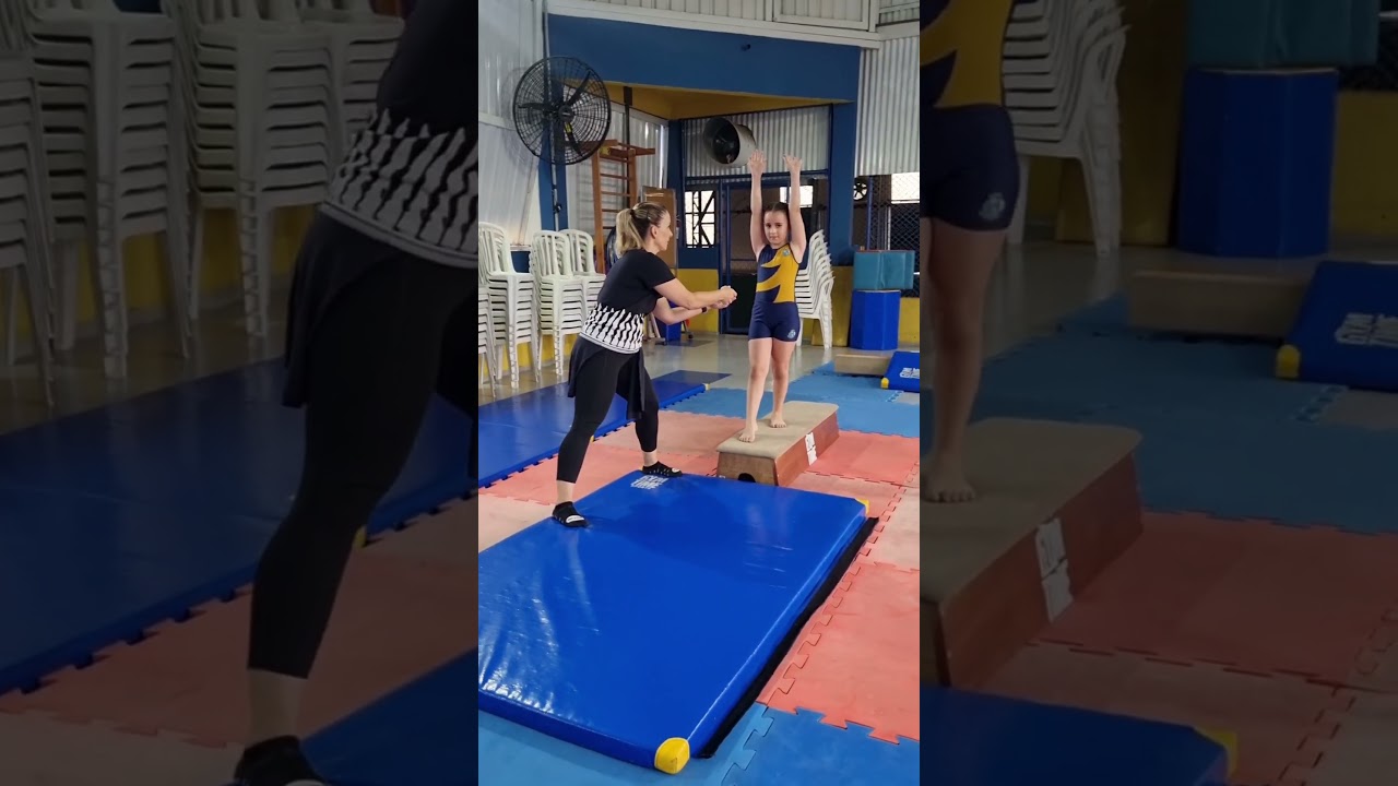 Treino de estrela sem as m&atilde;os! #gin&aacute;stica #estrela #ginasticaartistica #educacaofisica