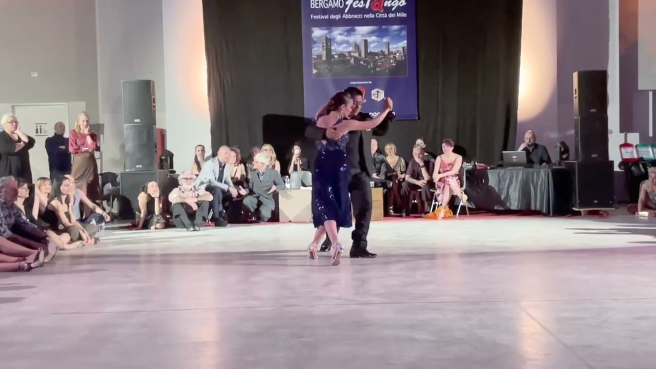 Carlitos Espinoza y Agustina Piaggio. 1/3 Bergamo FesTango 2023