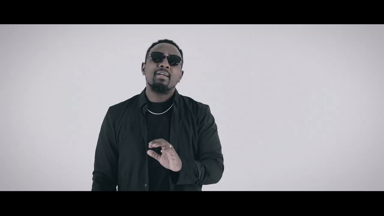 Junior RUMAGA - IVANJIRI II  (Feat Alpha RWIRANGIRA)