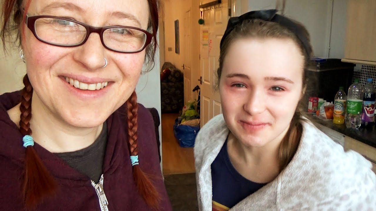 We're HOMESCHOOLING in ISOLATION. UK Vlogs.
