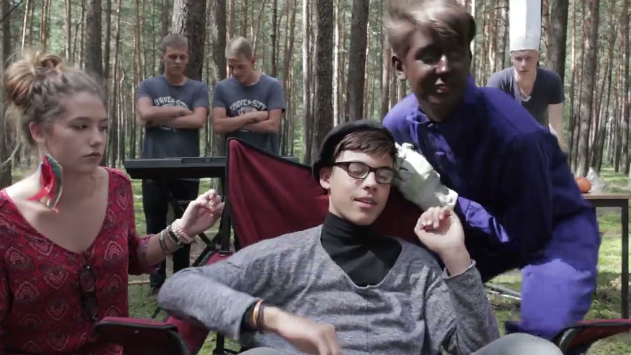 2016 HOLLYCAMP® | CUT