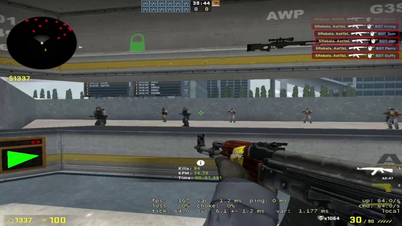 I play csgo with my team (Катаю со своей командой)